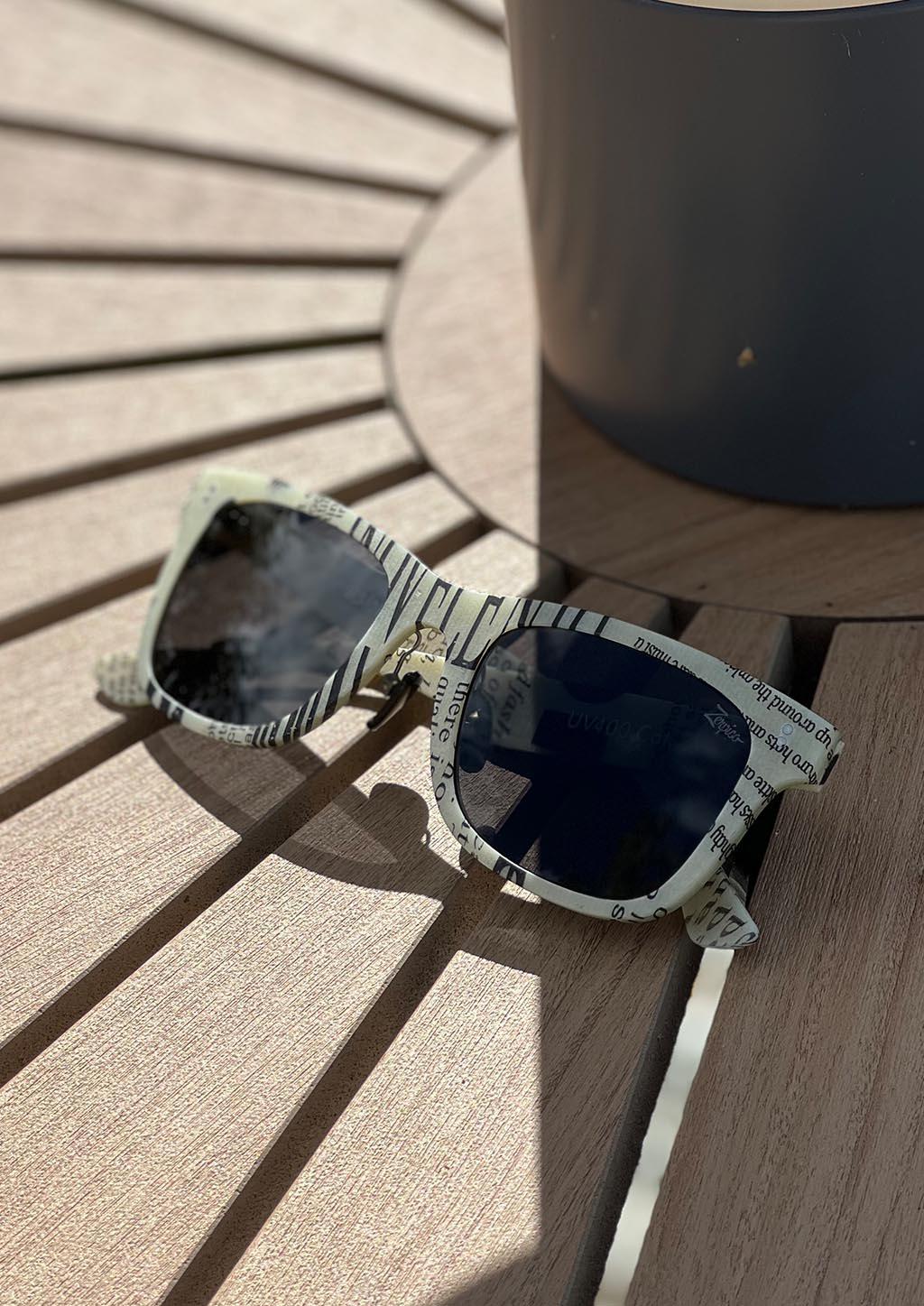 Revision Wayfarer - occhiali da sole in carta riciclabile eco-friendly