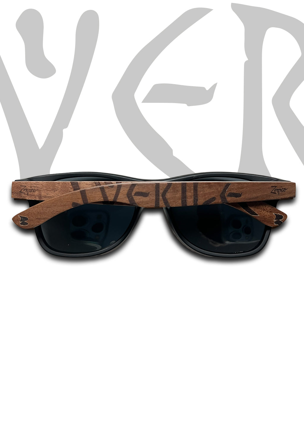 Occhiali da sole in legno Engraved -- Viking Runes Sweden