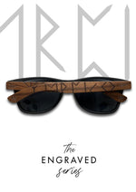 Occhiali da sole in legno Engraved -- Viking Runes Original