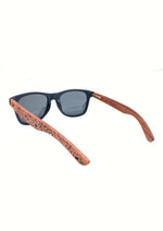 Occhiali da sole in legno Engraved -- Oasis